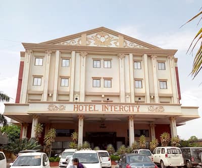 https://imgcld.yatra.com/ytimages/image/upload/t_hotel_yatra_city_desktop/v1434518536/Domestic Hotels/Hotels_ Bilaspur/Hotel Intercity International/OVERVIEW.jpg